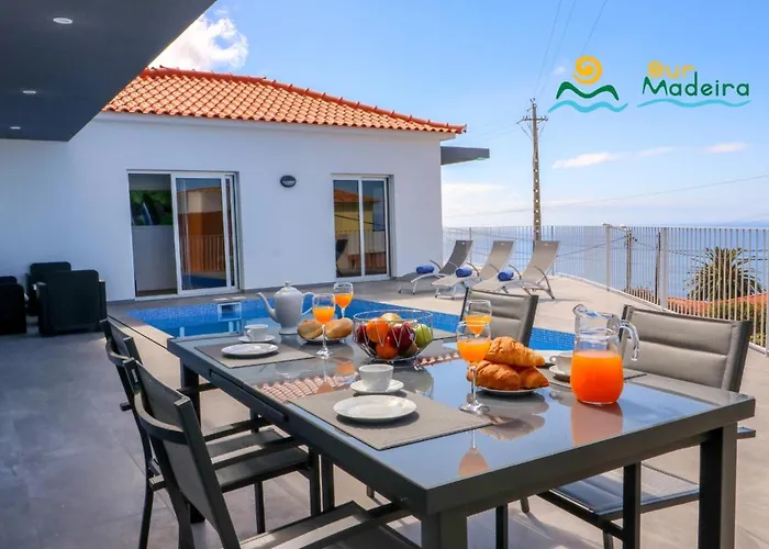 Ourmadeira - Calhetascape, Informal