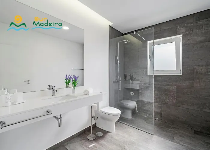 Vila Ourmadeira - Calhetascape, Informal