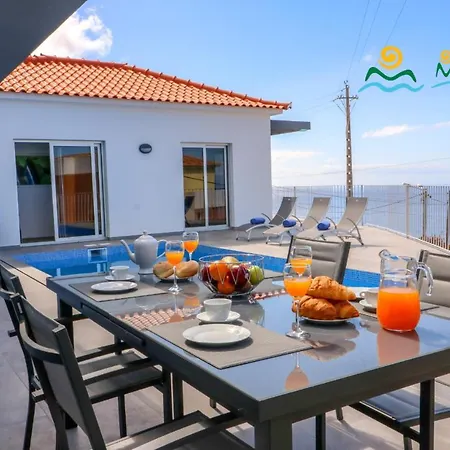 Ourmadeira - Calhetascape, Informal